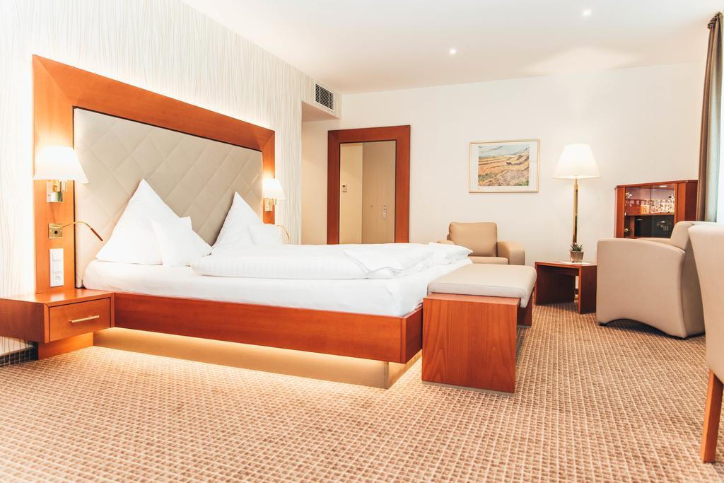 Ringhotel Teutoburger Wald เทคเลนบวร์ก ภายนอก รูปภาพ