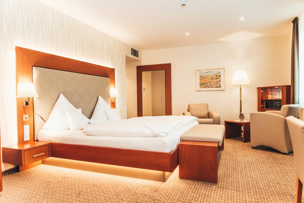 Ringhotel Teutoburger Wald เทคเลนบวร์ก ภายนอก รูปภาพ