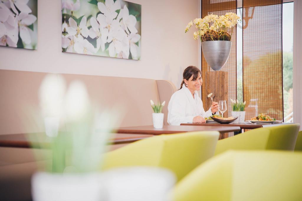 Ringhotel Teutoburger Wald เทคเลนบวร์ก ภายนอก รูปภาพ